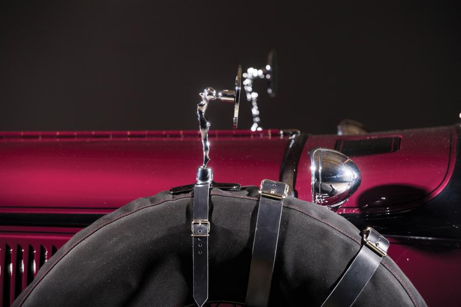 Детали экстерьера Cord L-29 Convertible 1931 года  (фото 33 из 51)